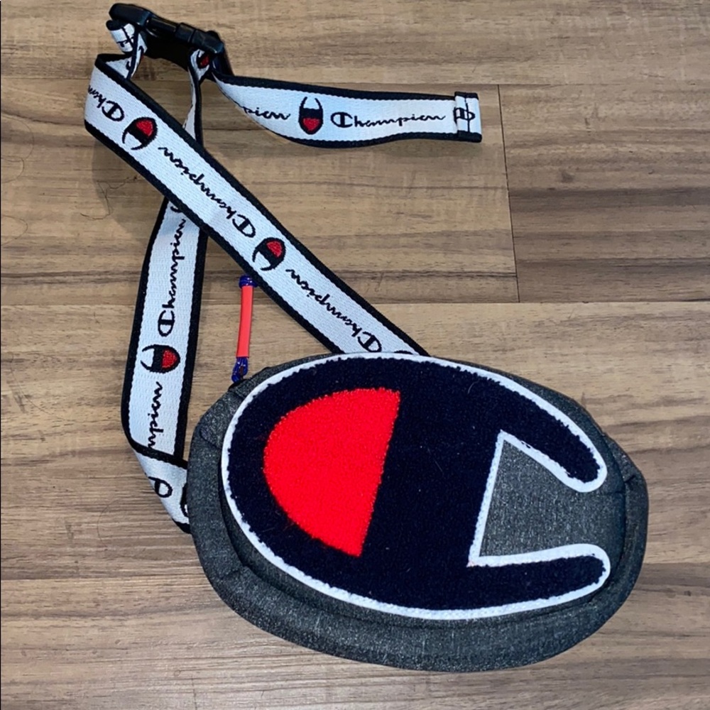 Champion fanny pack